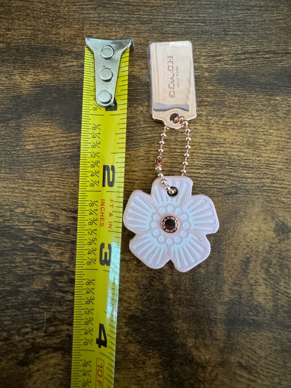COACH Tea Rose Keychain Hangtag Bag Charm Pink and Rose Gold NEW - Picture 2 of 2